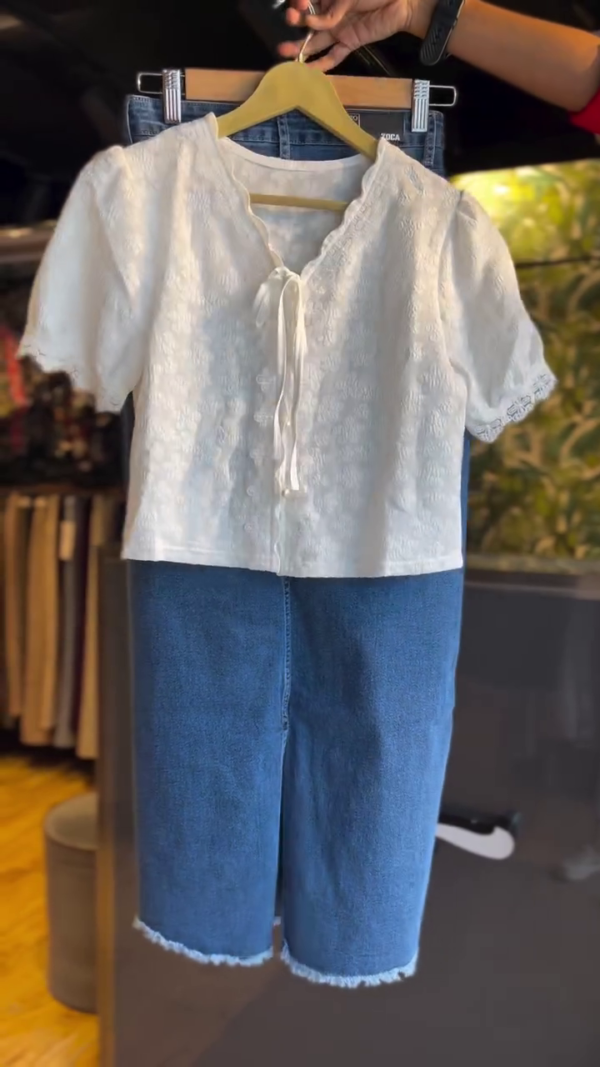 Ivory Embroidered Crop Blouse with Denim Bermuda Shorts – Vintage Summer Chic 🏵️👖 - Image 3